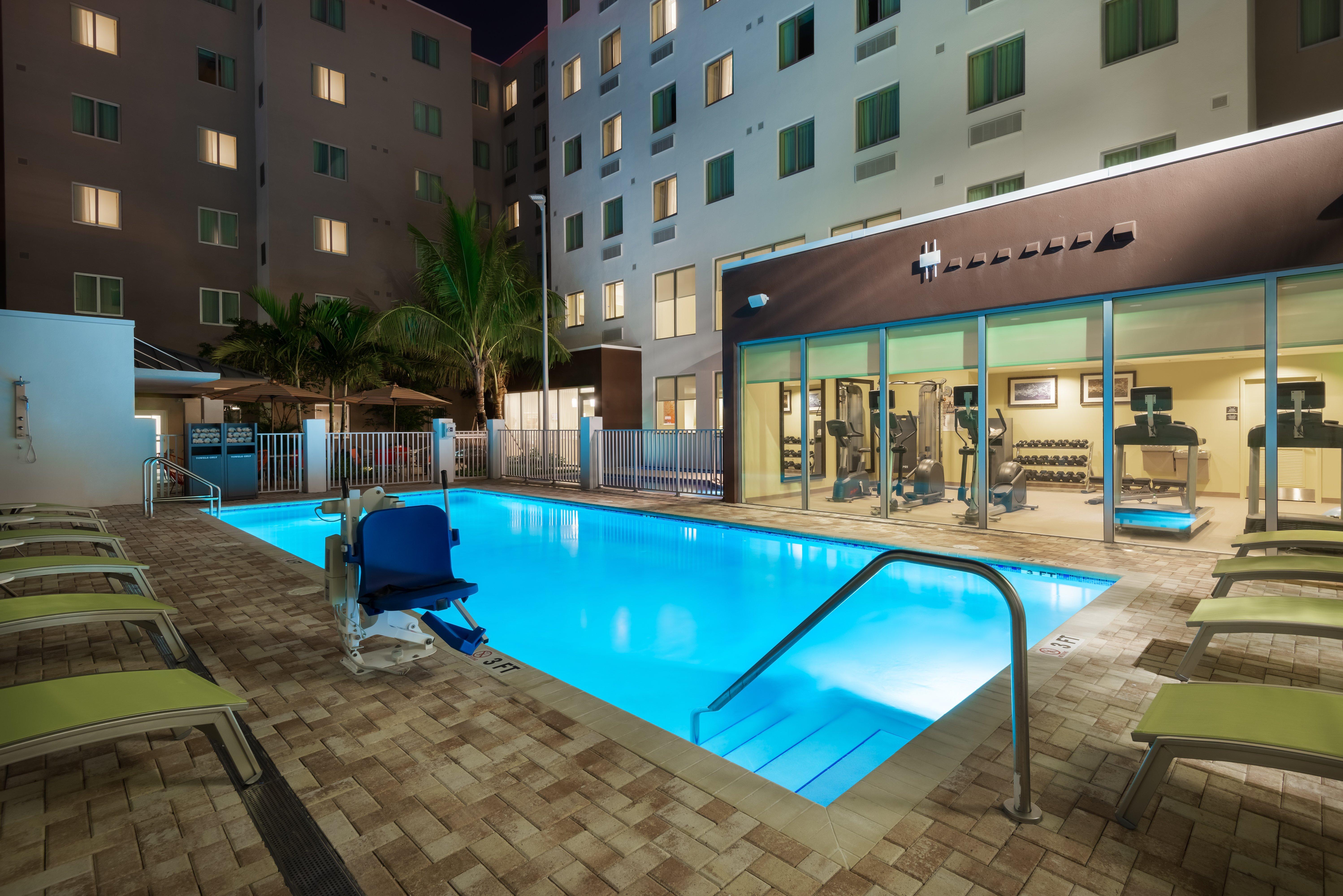 Staybridge Suites - Miami International Airport By Ihg Miami Springs Exterior photo